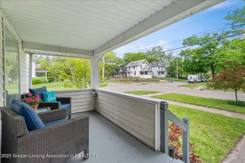 Exterior - 329 Smith Ave, Lansing, MI 48910 photo 4 of 6