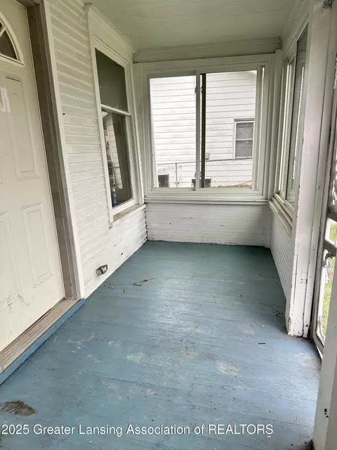 Exterior - 439 Adams St, Jackson, MI 49202 photo 2 of 2