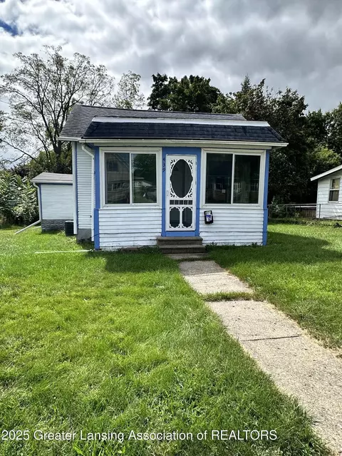 439 Adams St, Jackson, MI 49202
