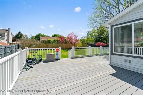 Exterior - 816 Creyts Rd, Dimondale, MI 48821 photo 9 of 11