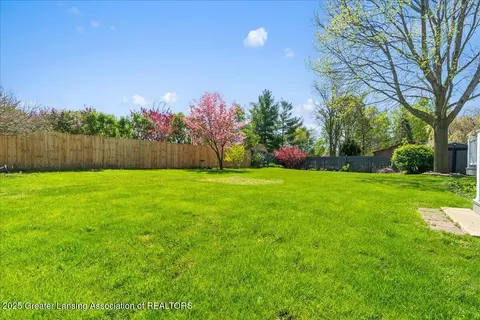 Exterior - 816 Creyts Rd, Dimondale, MI 48821 photo 7 of 11