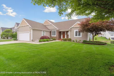 1213 Lobelia Ln, Dewitt, MI 48820 photo 4