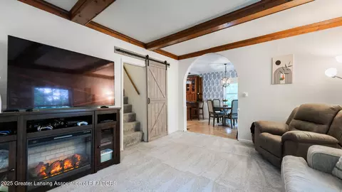 9181 Coleman Rd, Haslett, MI 48840 photo 7
