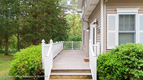 9181 Coleman Rd, Haslett, MI 48840 photo 3