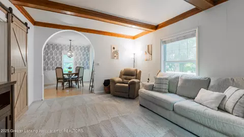 9181 Coleman Rd, Haslett, MI 48840 photo 6