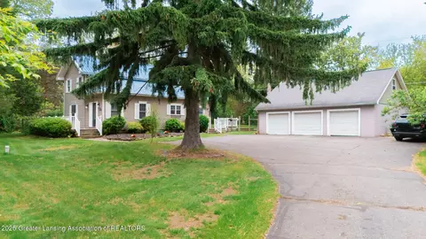 9181 Coleman Rd, Haslett, MI 48840 photo 2
