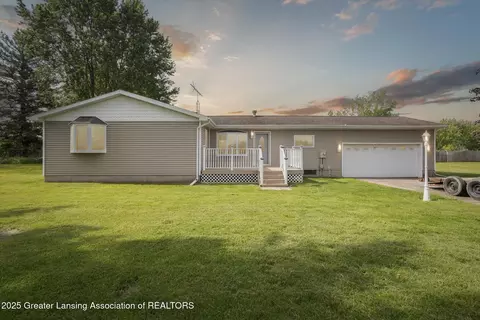 5023 Nichols Rd, Mason, MI 48854