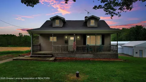 1246 House Rd N, Webberville, MI 48892