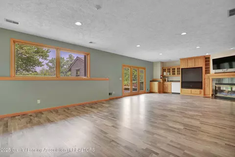 Living - 345 Linn Rd, Williamston, MI 48895 photo 8 of 9