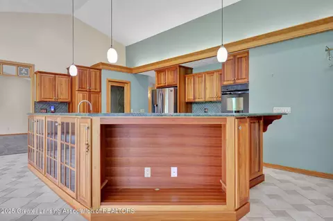 Kitchen - 345 Linn Rd, Williamston, MI 48895 photo 4 of 8