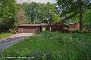 2146 Tecumseh River Rd, Lansing, MI 48906