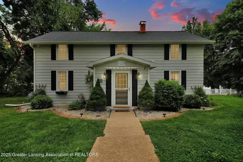 510 Osborn St, Eaton Rapids, MI 48827