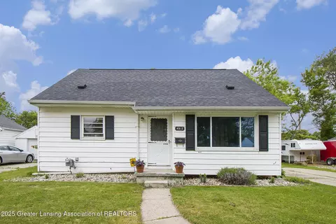 4512 Alpha St, Lansing, MI 48910