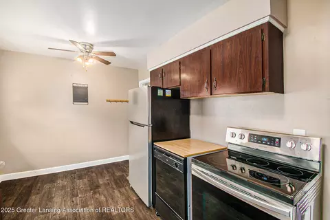 Kitchen - 4512 Alpha St, Lansing, MI 48910 photo 1 of 2