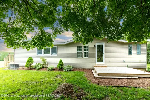 3230 Tomlinson Rd, Mason, MI 48854