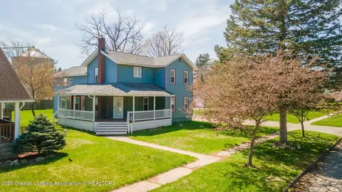 309 W Plain St, Eaton Rapids, MI 48827