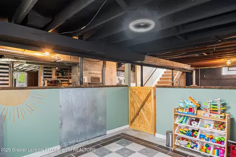 4415 Devonshire Ave, Lansing, MI 48910 photo 19
