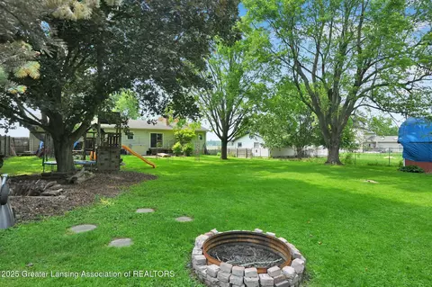 14311 Chandler Rd, Bath, MI 48808 photo 32