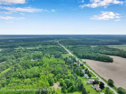 14311 Chandler Rd, Bath, MI 48808 photo 5