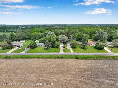 14311 Chandler Rd, Bath, MI 48808 photo 3