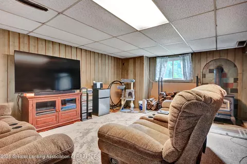 14311 Chandler Rd, Bath, MI 48808 photo 8