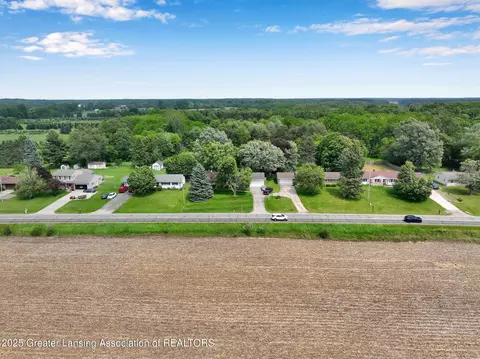 14311 Chandler Rd, Bath, MI 48808 photo 2
