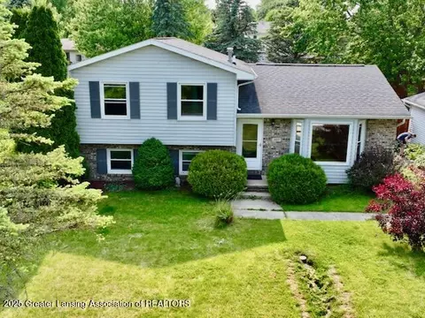 107 N Donegal St, Eaton Rapids, MI 48827
