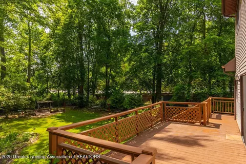 Exterior - 4964 Mohawk Rd, Okemos, MI 48864 photo 6 of 7