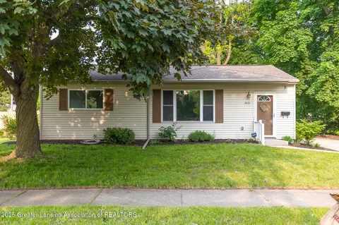 3401 Churchill Ave, Lansing, MI 48911