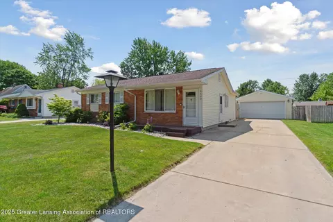 4663 Sycamore St, Holt, MI 48842