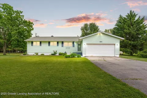 1941 S Royston Rd, Eaton Rapids, MI 48827