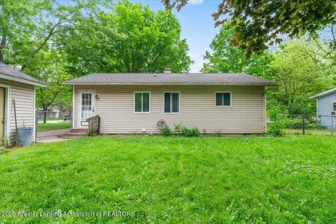 Exterior - 302 Katheryn St, Mason, MI 48854 photo 2 of 4