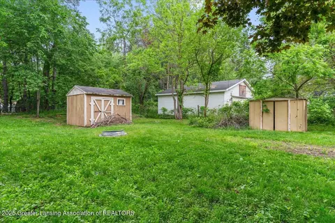 Exterior - 302 Katheryn St, Mason, MI 48854 photo 3 of 4