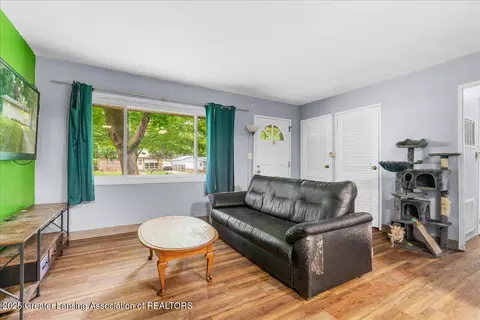Living - 302 Katheryn St, Mason, MI 48854 photo 2 of 2