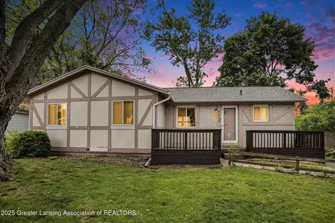 4425 Doncaster Ave, Holt, MI 48842