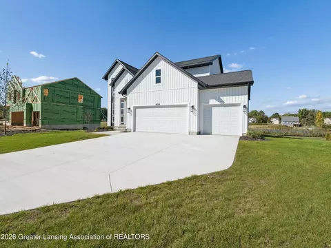 Exterior - 606 Launch Point Dr, Perry, MI 48872 photo 5 of 10