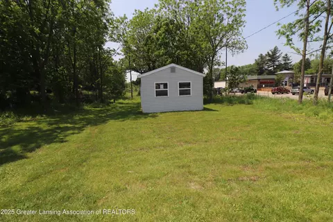 16550 S Us 27, Lansing, MI 48906