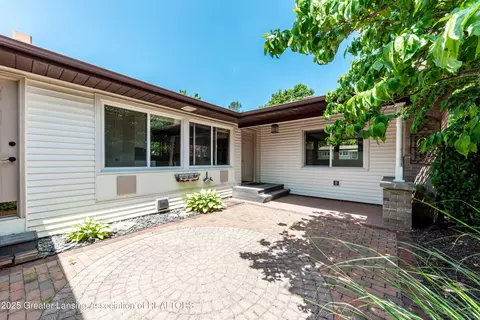 505 W Washington St, Dewitt, MI 48820 photo 17