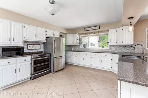 505 W Washington St, Dewitt, MI 48820 photo 5
