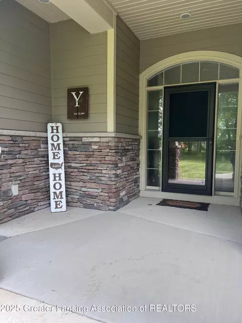 4264 Benjamin Rd, Perry, MI 48872 photo 5