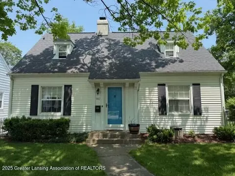942 W Grand River Ave, East Lansing, MI 48823