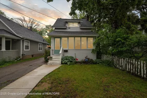 527 N Hayford Ave, Lansing, MI 48912