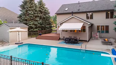 528 Riverwalk Dr, Mason, MI 48854 photo 18