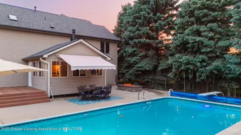 528 Riverwalk Dr, Mason, MI 48854 photo 16