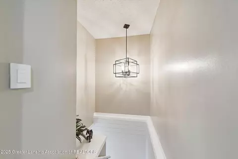 Entry Way - 304 Williamsburg Rd, Lansing, MI 48917 photo 4 of 4