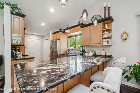 Kitchen - 304 Williamsburg Rd, Lansing, MI 48917 photo 1 of 5