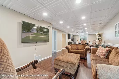 Other - 304 Williamsburg Rd, Lansing, MI 48917 photo 13 of 18