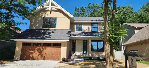 Exterior - 7822 Forestview Dr, Haslett, MI 48840 photo 2 of 5