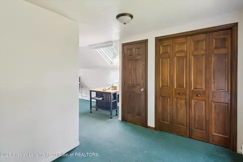 Entry Way - 820 Barry Rd, Haslett, MI 48840 photo 4 of 5