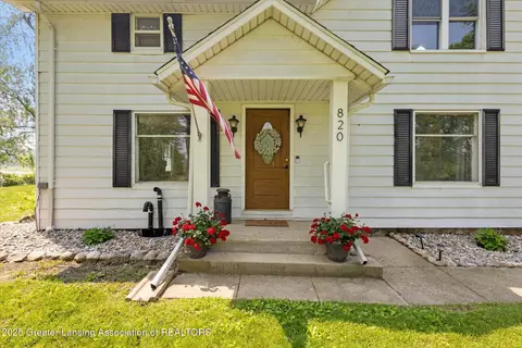 Exterior - 820 Barry Rd, Haslett, MI 48840 photo 2 of 8